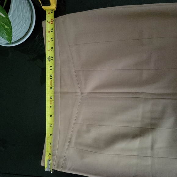 CLUB Monaco A-line Skirt Light Brown Color Size 6 - Picture 3 of 5